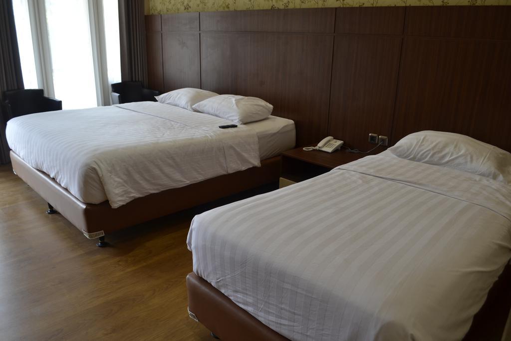 Hotel Selecta Batu  Rum bild