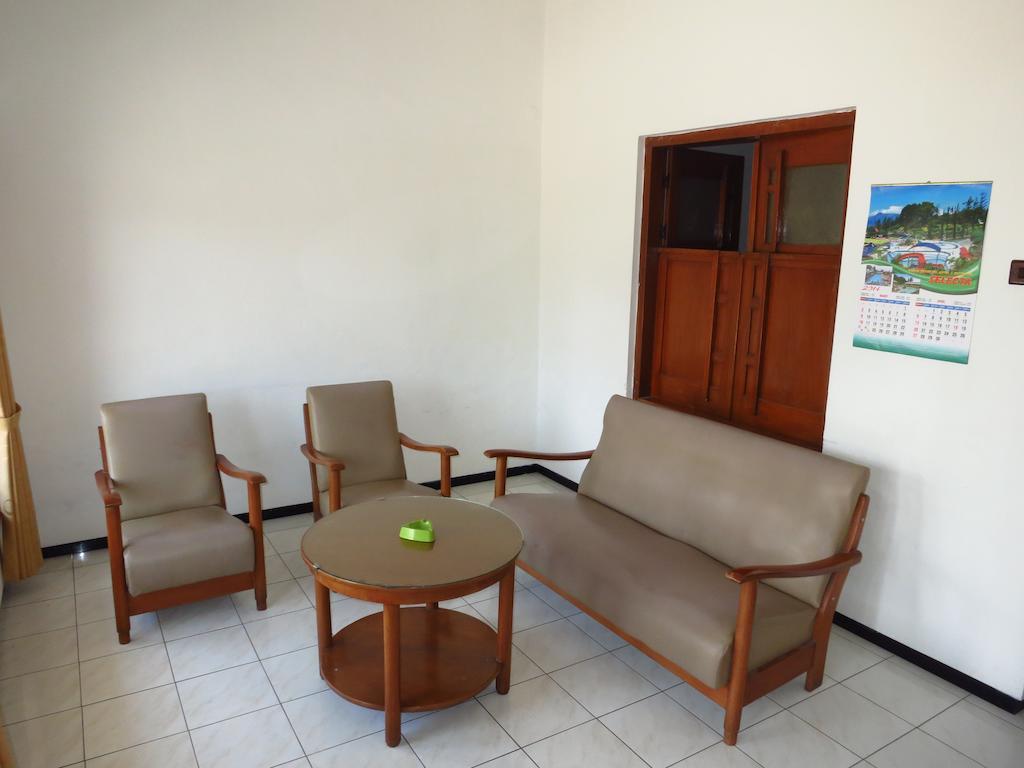 Hotel Selecta Batu  Rum bild