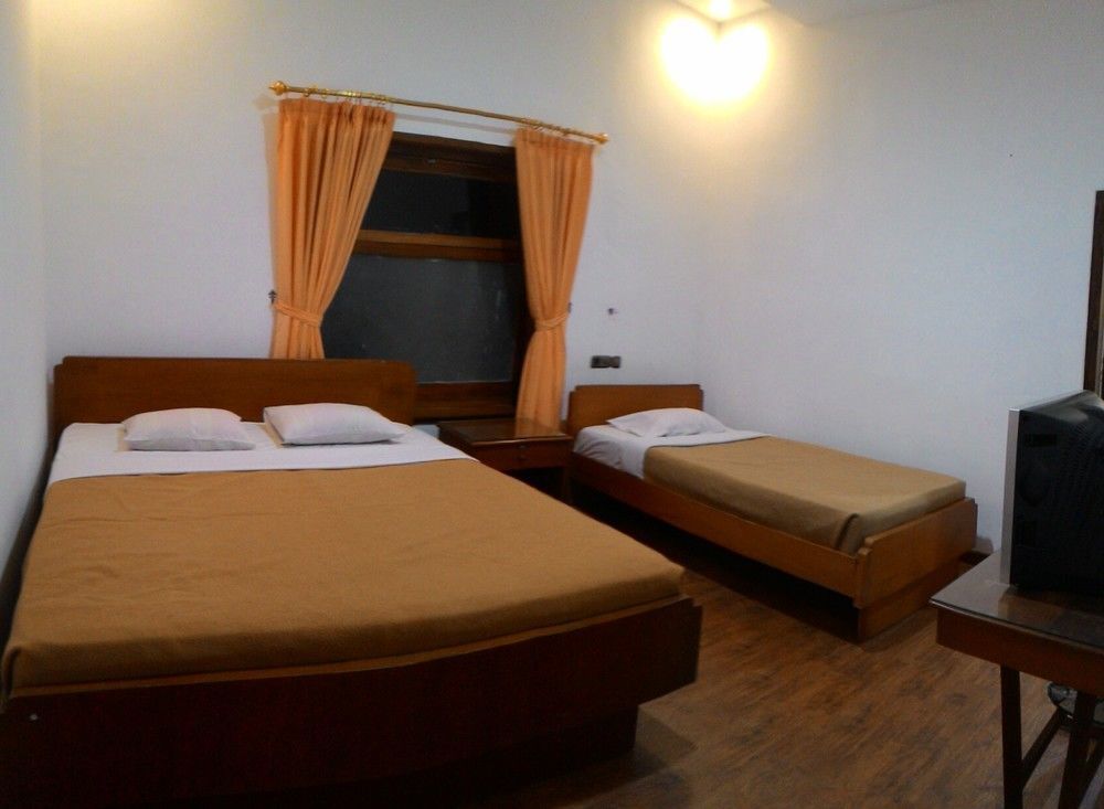 Hotel Selecta Batu  Exteriör bild